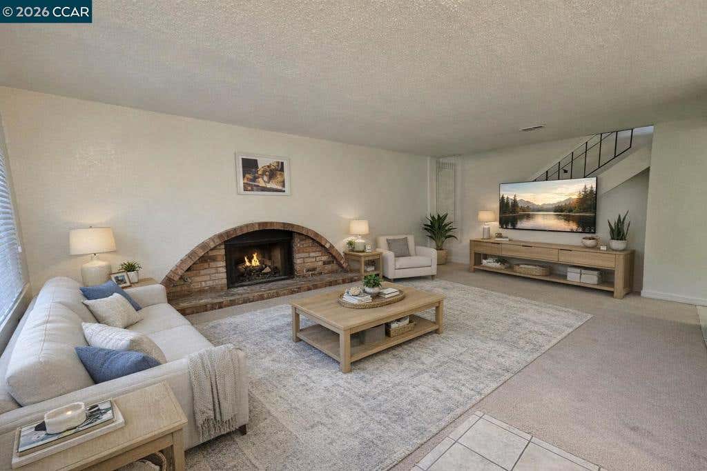 Photo of 2581 El Portal Dr Dr #C, San Pablo, CA 94806 (MLS # 41138527)