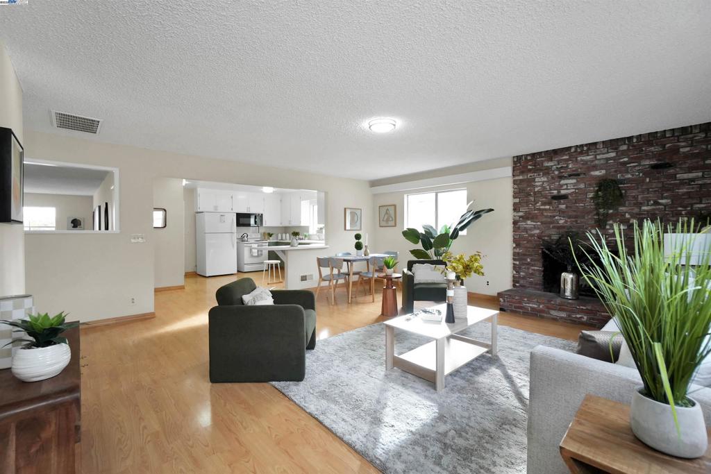 WINTON GROVE - Residential