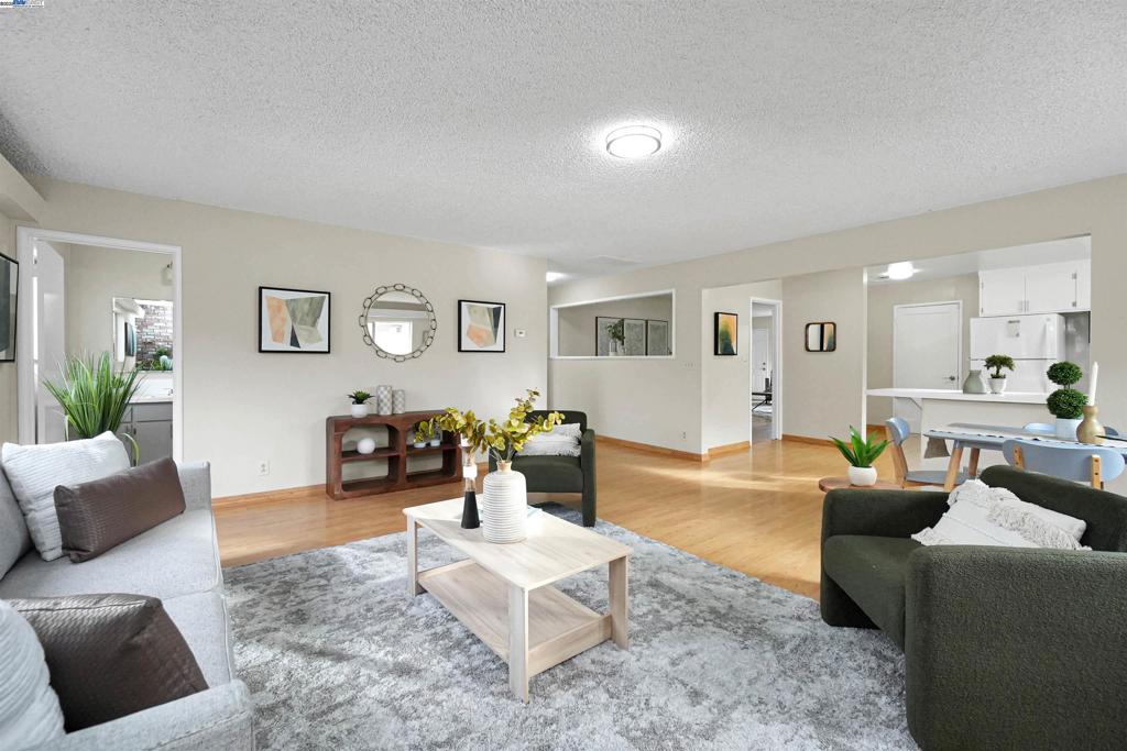 WINTON GROVE - Residential