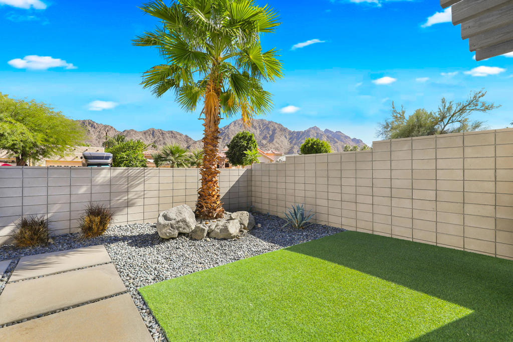 La Quinta Cove - Residential