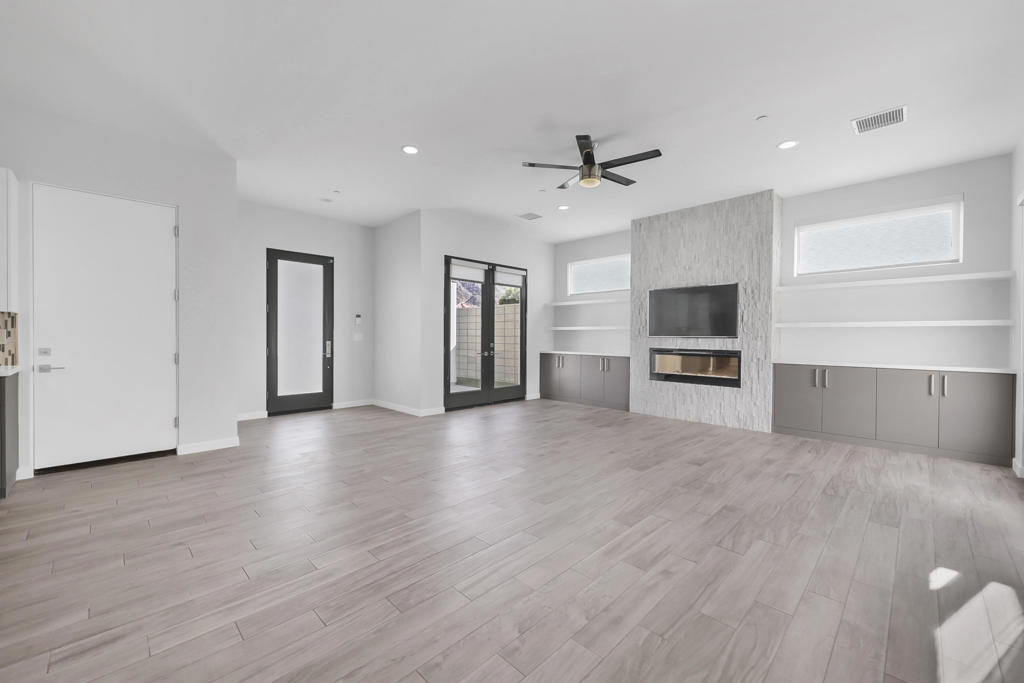 La Quinta Cove - Residential