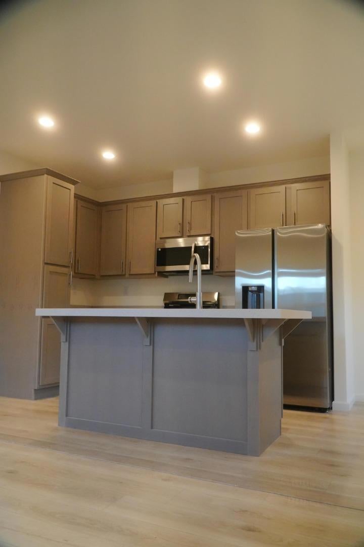 6280 Nob Hill Drive 167