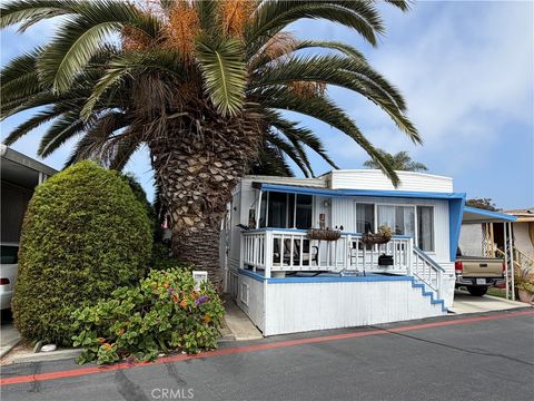 Photo of 80 Huntington ST #436, Huntington Beach, CA 92648 (MLS # OC26102405)