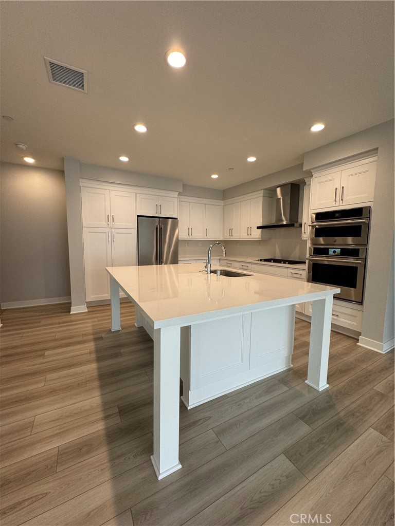 3327 Doheny Way