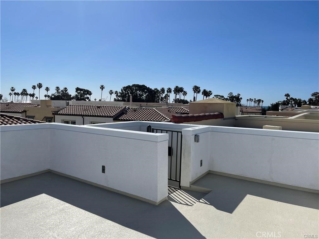 3327 Doheny Way