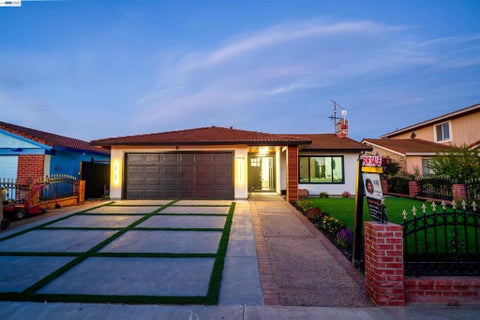 Photo of 2834 Rainwood Court Ct, San Jose, CA 95148 (MLS # 41145165)