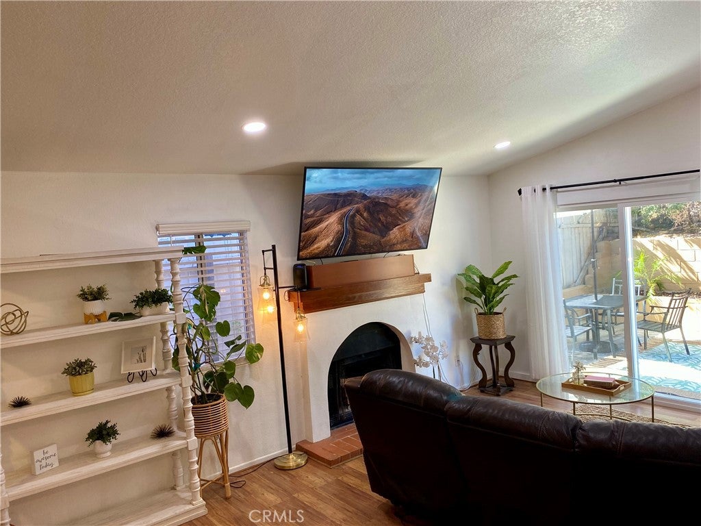 1837 De Carmen Drive
