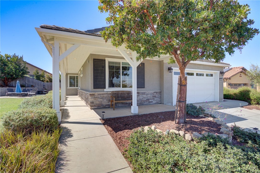 4521 Pendula Lane