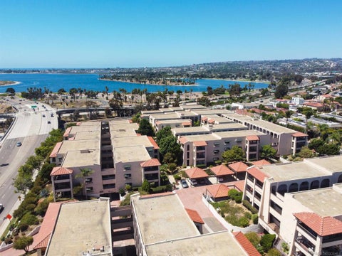 Photo of 2540 Clairemont Dr Dr #307, San Diego, CA 92117 (MLS # 260016214SD)