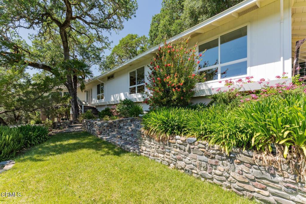 925 Knob Hill Road