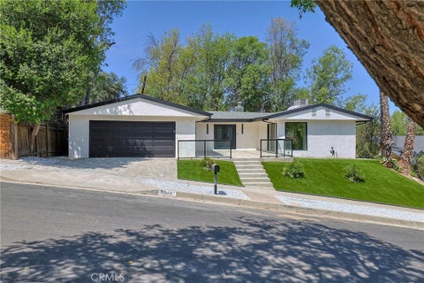 Photo of 5843 Nevada AVE, Woodland Hills, CA 91367 (MLS # GD26209233)