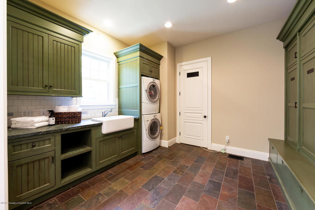 Not Applicable - 1007242 - Residential