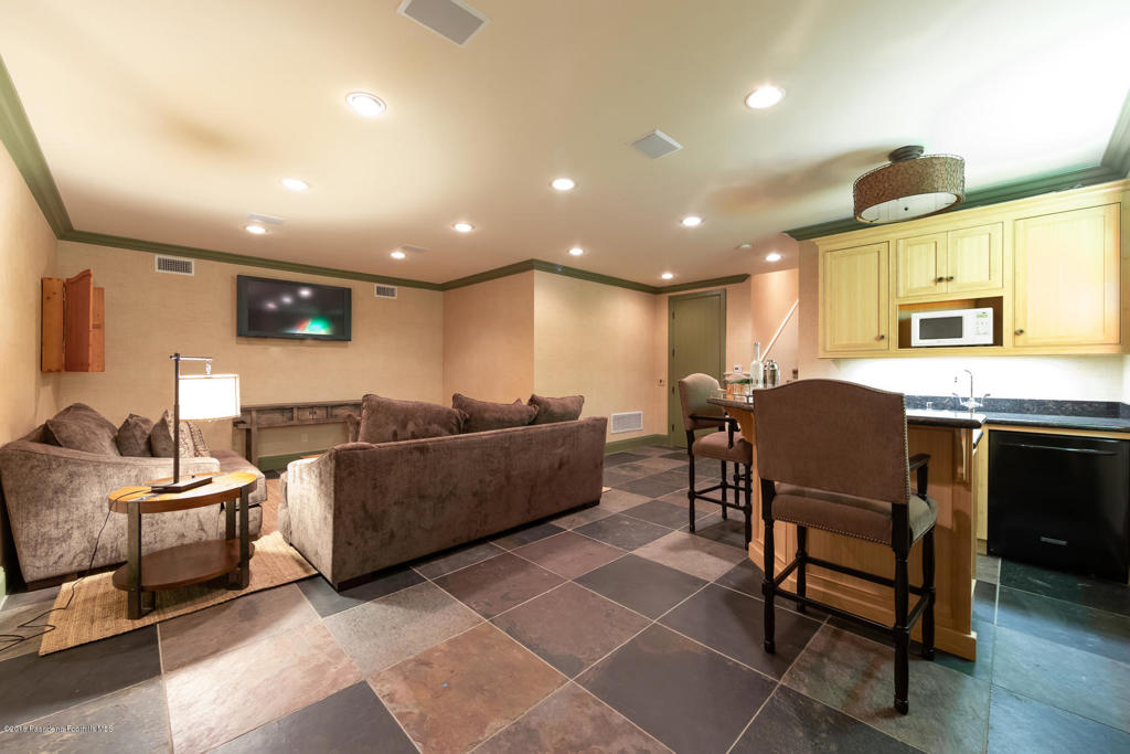 Not Applicable - 1007242 - Residential