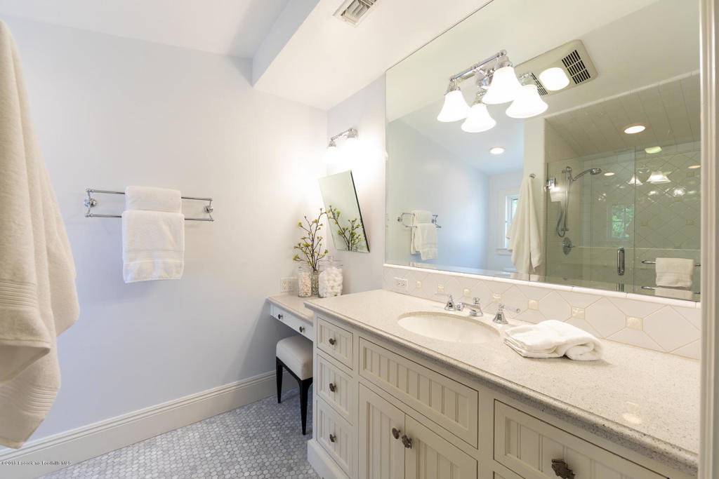 Not Applicable - 1007242 - Residential