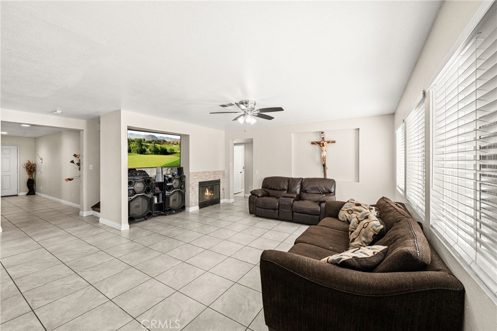 25969 magnifica court