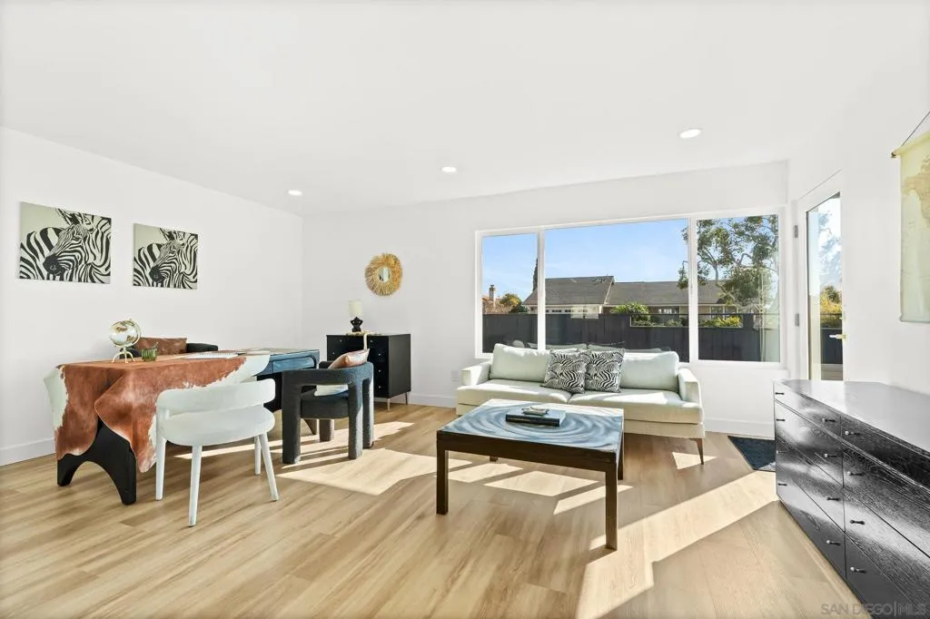 Cardiff By The Sea, California 92007, United States, 5 Bedrooms Bedrooms, ,3 BathroomsBathrooms,Residential,Active,239525