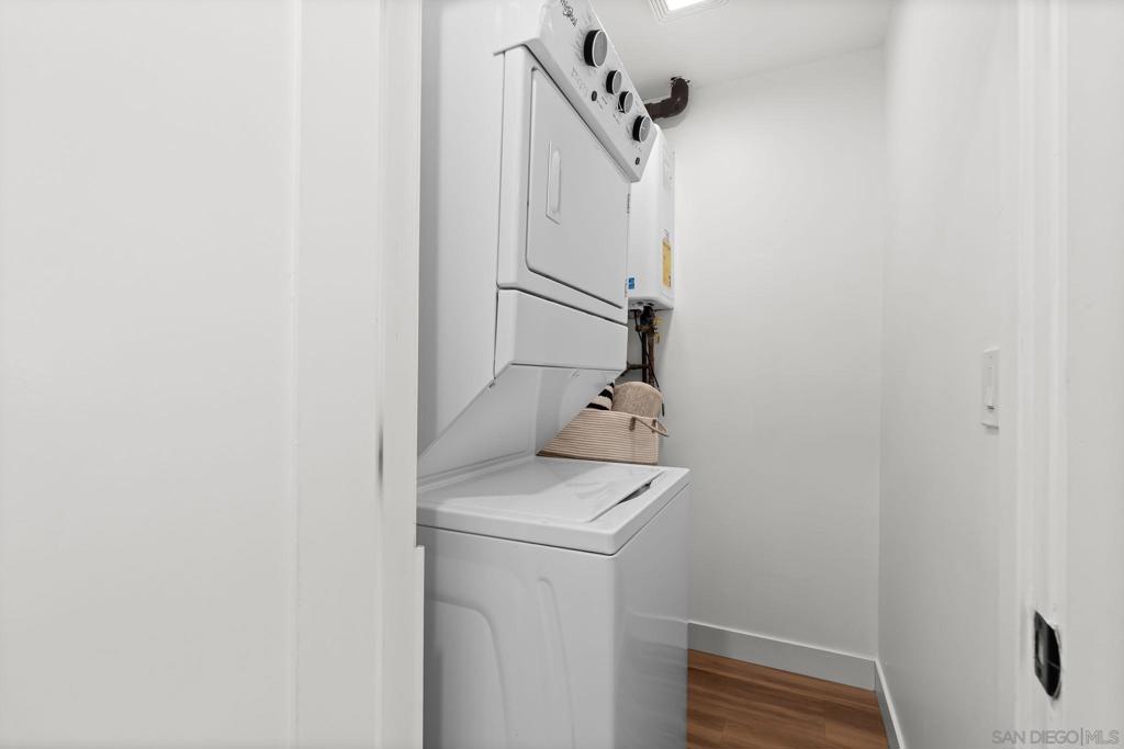 Cardiff By The Sea - Residential