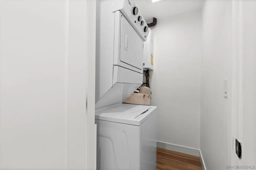 Cardiff By The Sea, California 92007, United States, 5 Bedrooms Bedrooms, ,3 BathroomsBathrooms,Residential,Active,239525