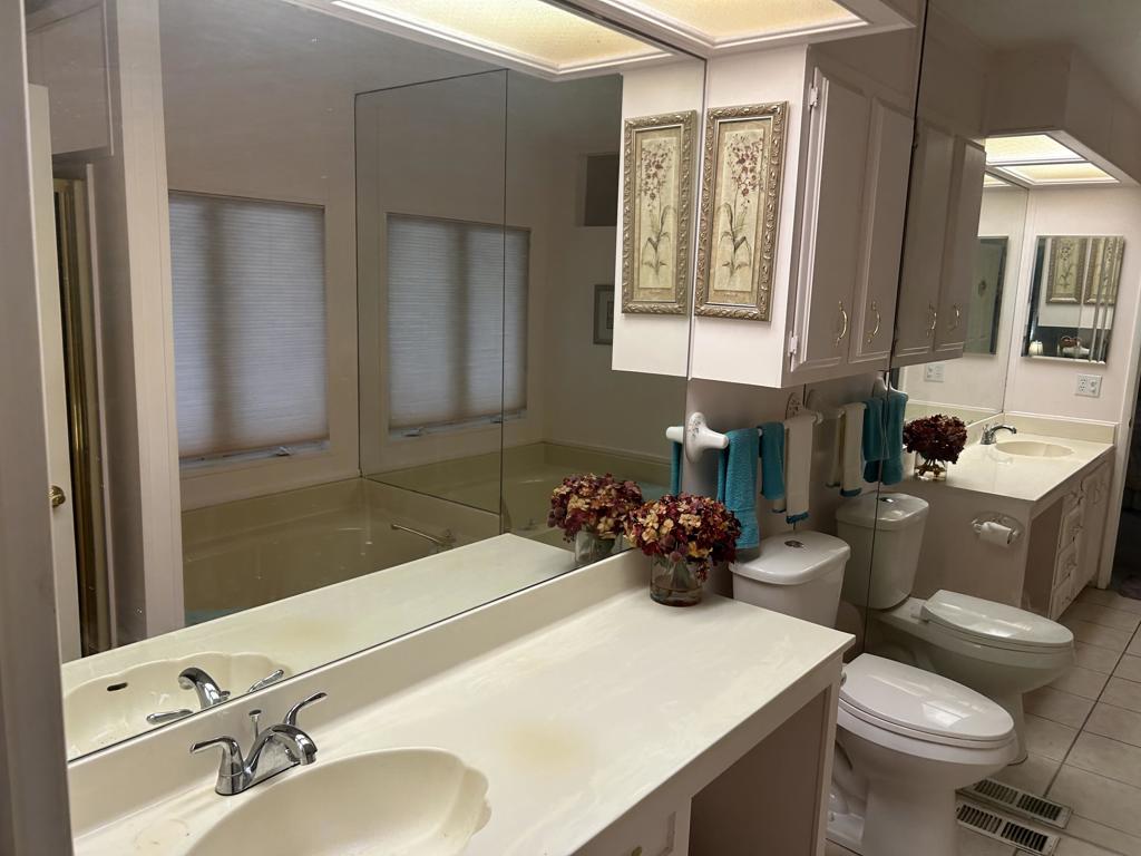 Suncrest Country Clb - Manufactured In Park