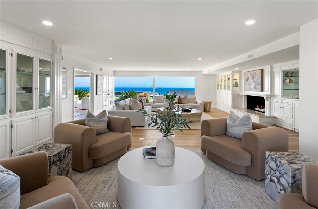 Cameo Shores (CSHO) - Residential Lease