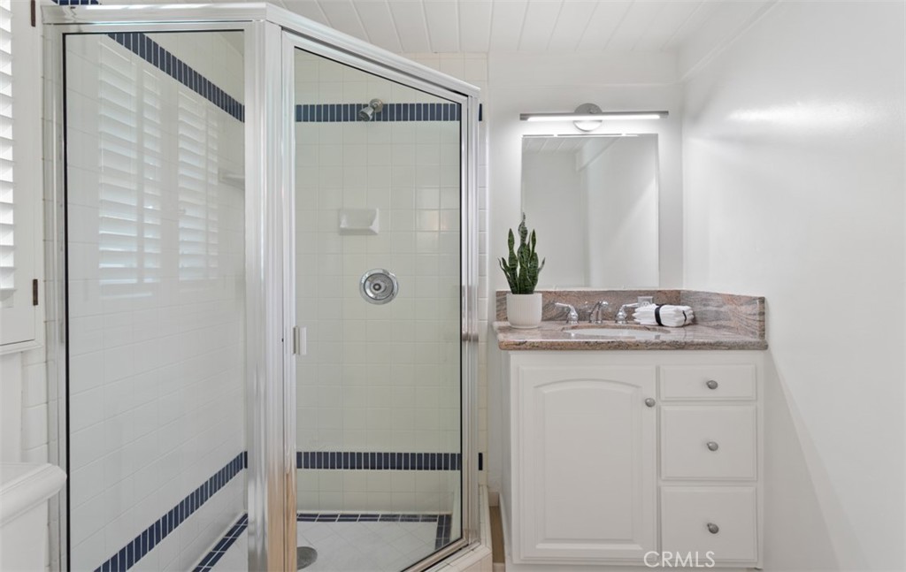 Cameo Shores (CSHO) - Residential Lease