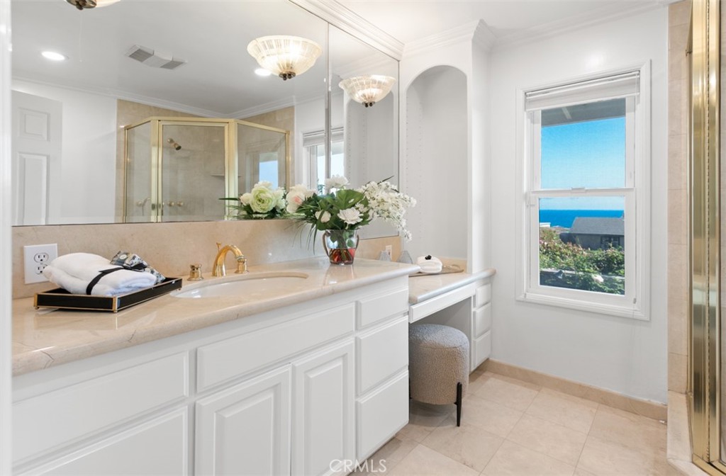 Cameo Shores (CSHO) - Residential Lease