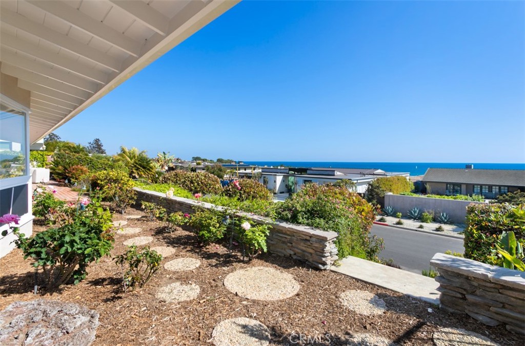 Cameo Shores (CSHO) - Residential Lease