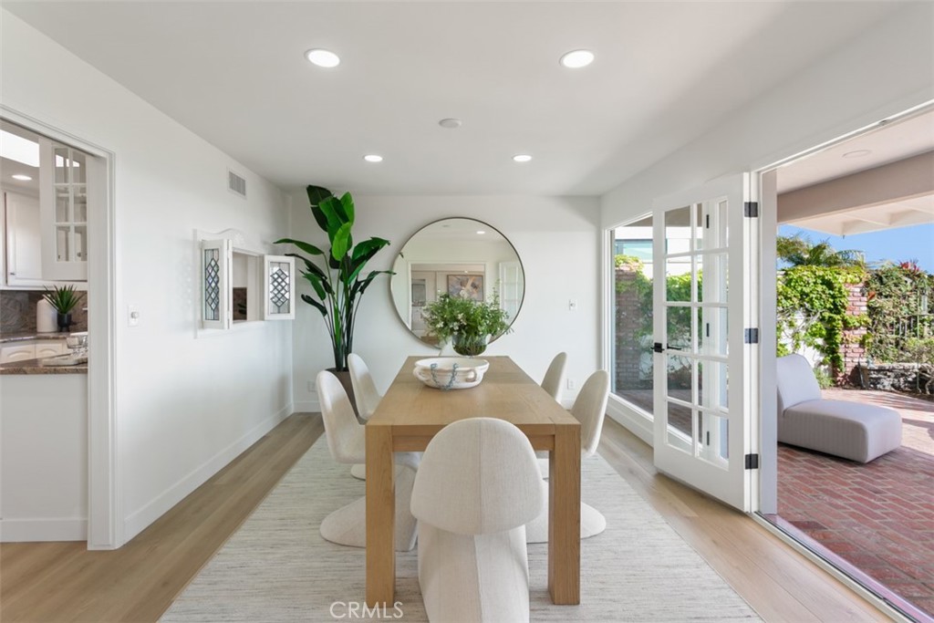 Cameo Shores (CSHO) - Residential Lease