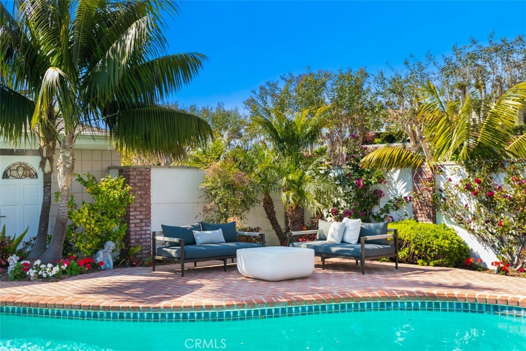 Cameo Shores (CSHO) - Residential Lease