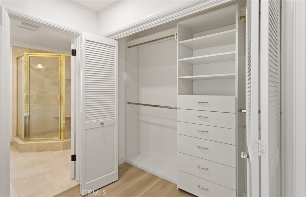 Cameo Shores (CSHO) - Residential Lease