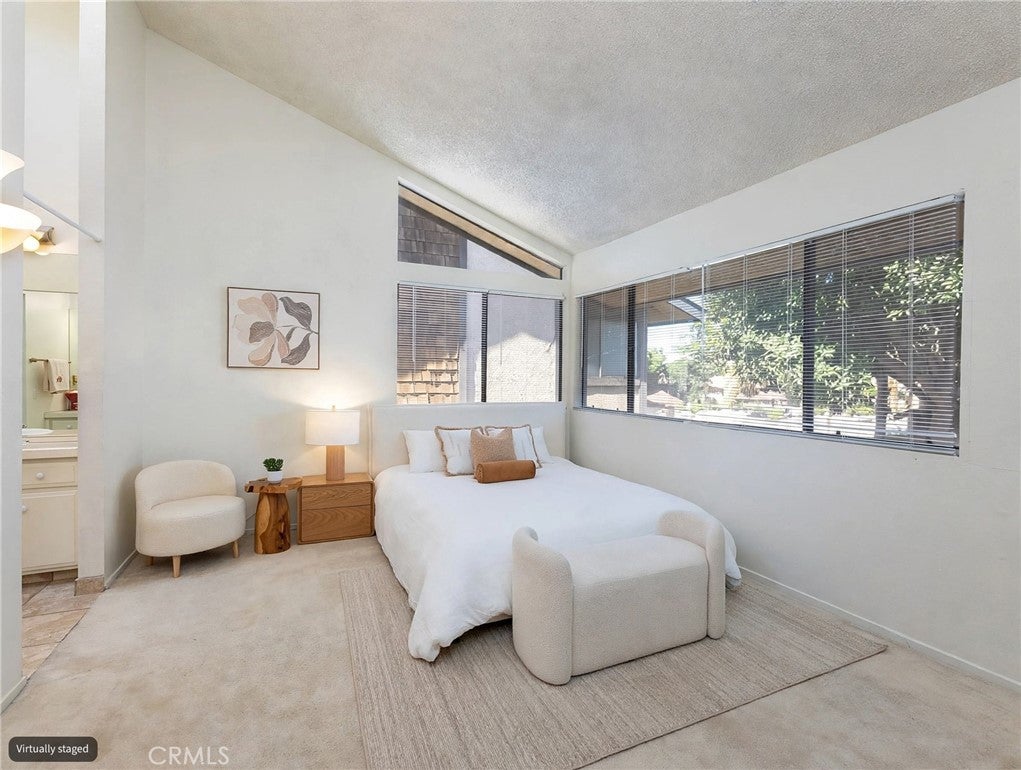 12750 Centralia 81