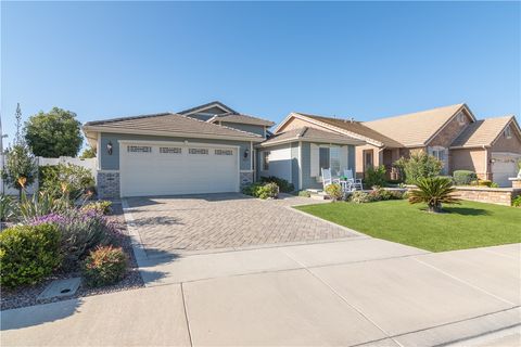 Photo of 30227 Carneros Cir, Murrieta, CA 92563 (MLS # SW26051960)