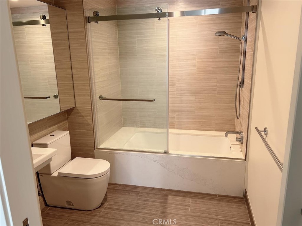 Properties 3 877 Francisco St #728