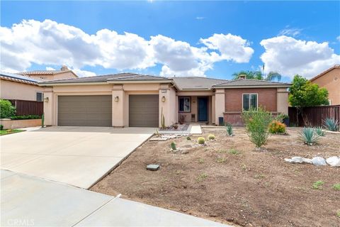 Photo of 13058 Wedges Dr, Beaumont, CA 92223 (MLS # SR26068100)