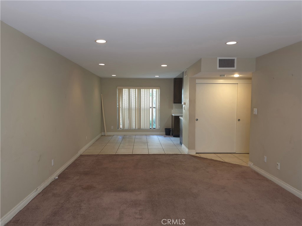 535 W Duarte Road 5