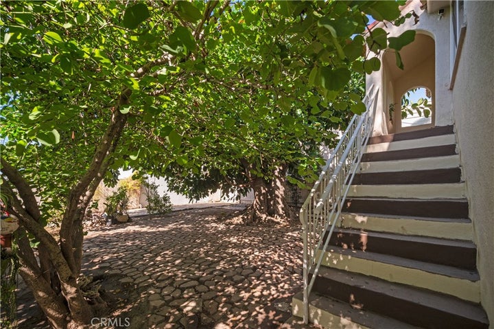 Photo 1 of 26 — 231 W 19th, Long Beach, CA 90806