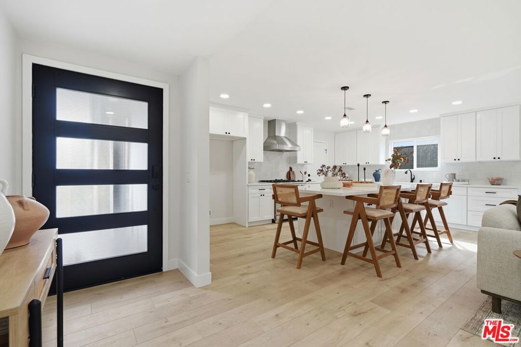 19891 Gloucester Lane