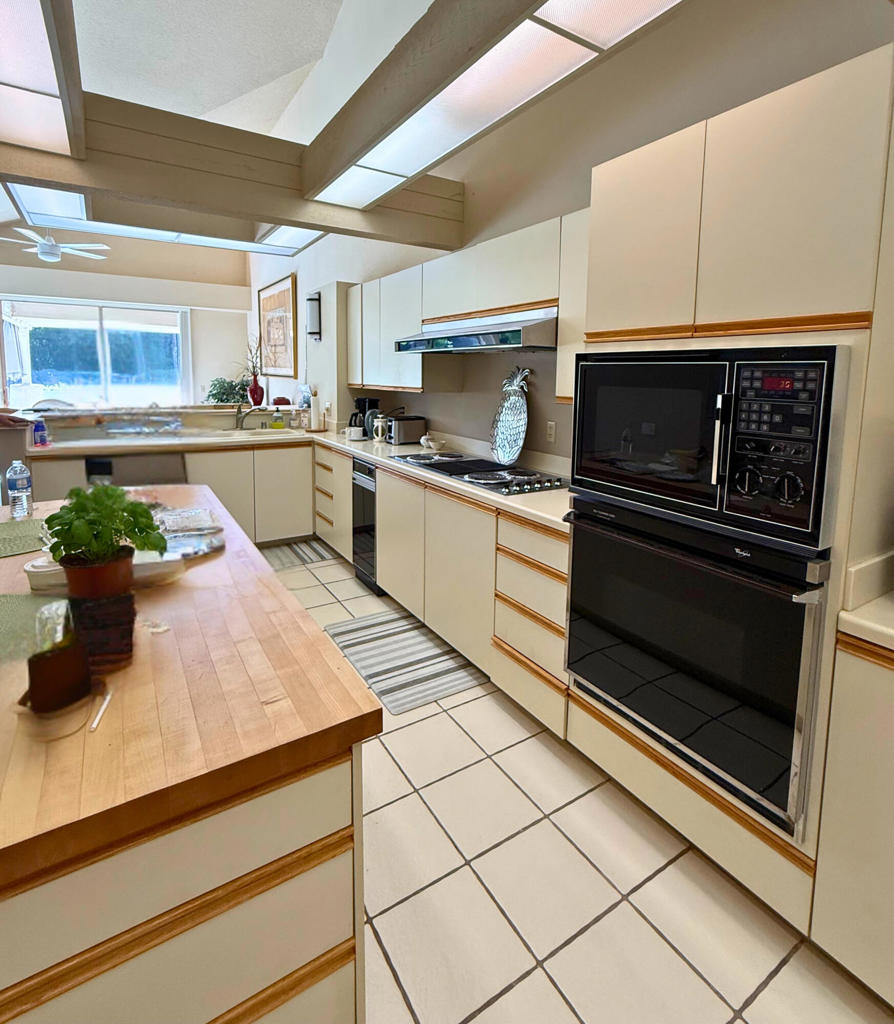 Rancho Mirage C.C. - Residential Lease