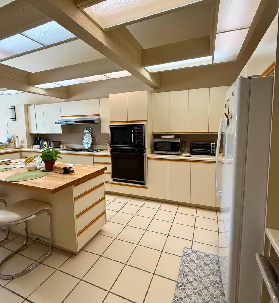 Rancho Mirage C.C. - Residential Lease