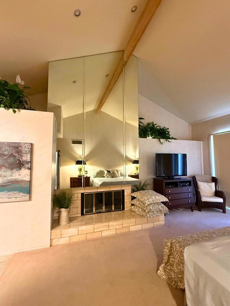 Rancho Mirage C.C. - Residential Lease