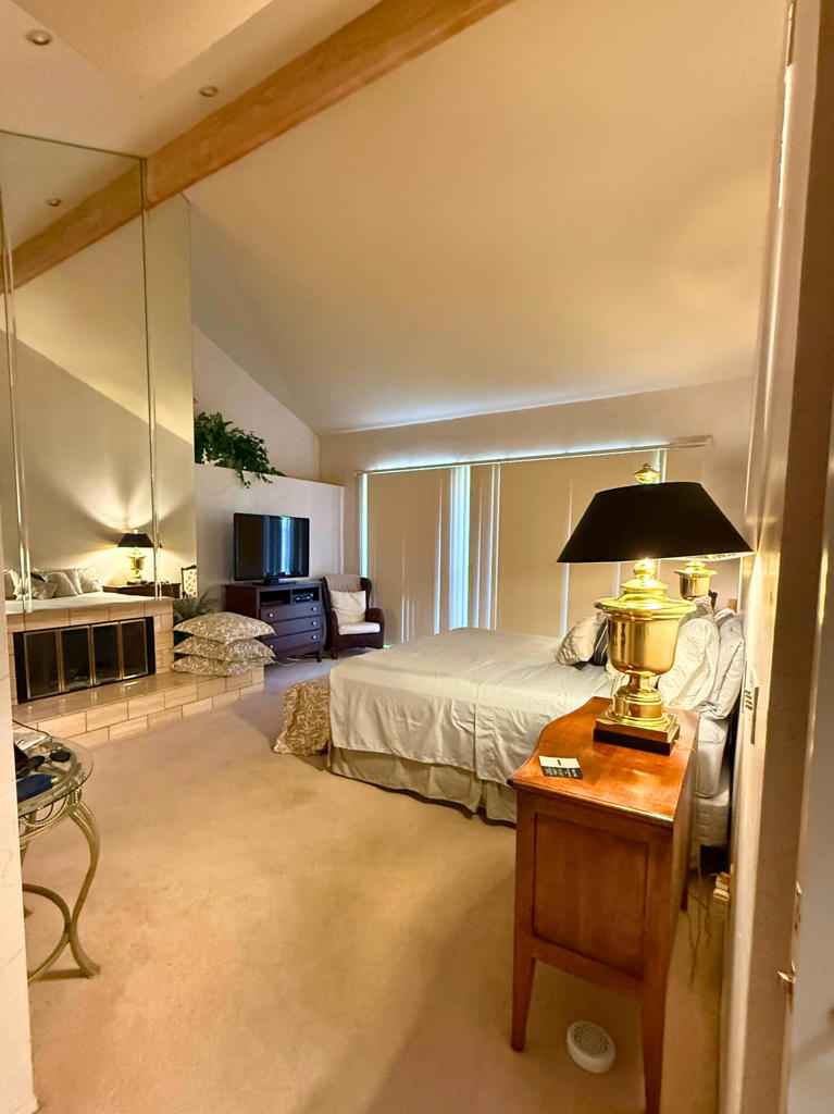 Rancho Mirage C.C. - Residential Lease