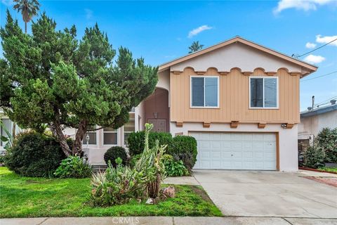 Photo of 20228 Gifford St, Winnetka, CA 91306 (MLS # SR26042187)