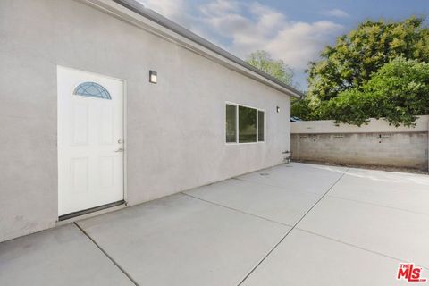 9958 Marklein Avenue San Fernando CA 91345