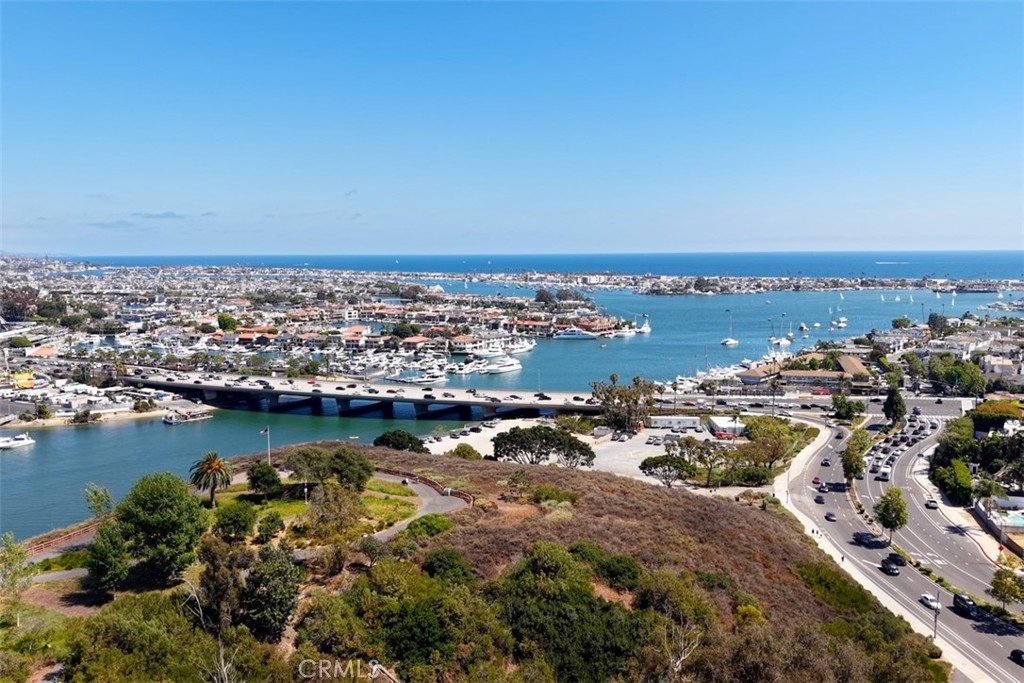 1842 Santiago, Newport Beach CA 92660 - Photo 21