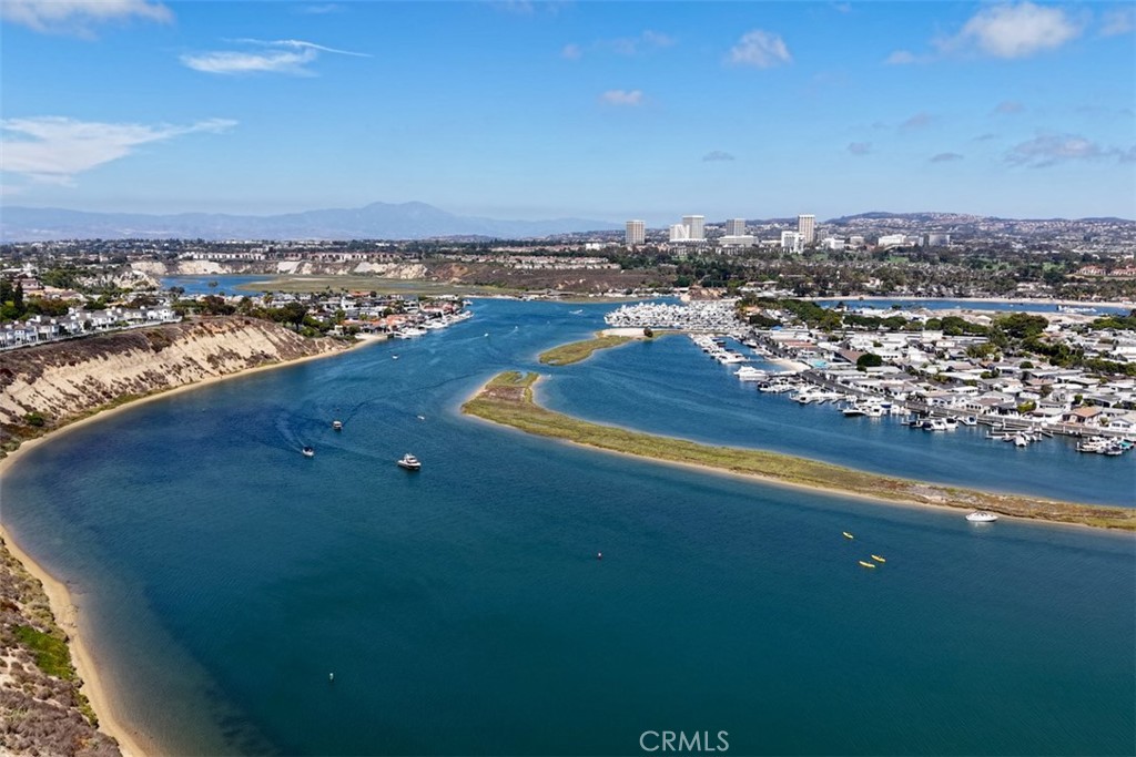 1842 Santiago, Newport Beach CA 92660 - Photo 23