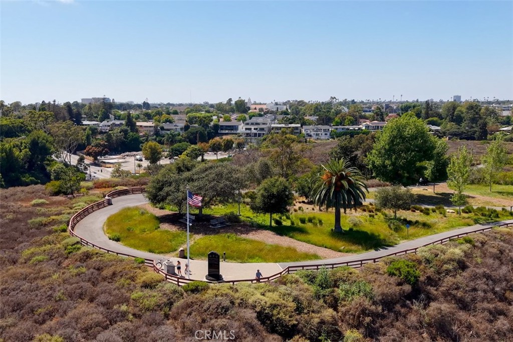 1842 Santiago, Newport Beach CA 92660 - Photo 22