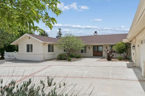 5565 High Ridge Paso Robles CA 93446