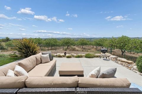 Tiny photo for 5565 High Ridge Rd, Paso Robles, CA 93446 (MLS # NS26076783)