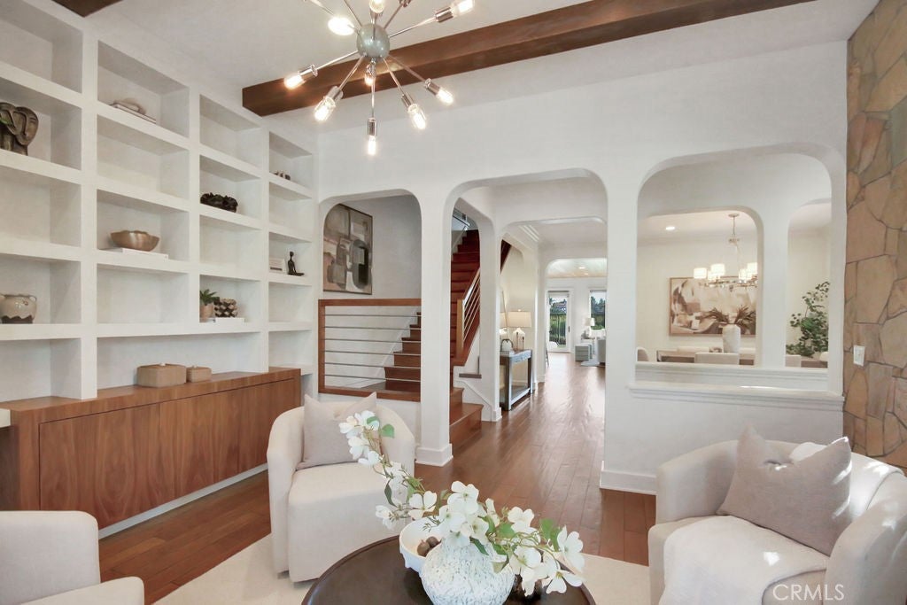 646 Oak Tree Street