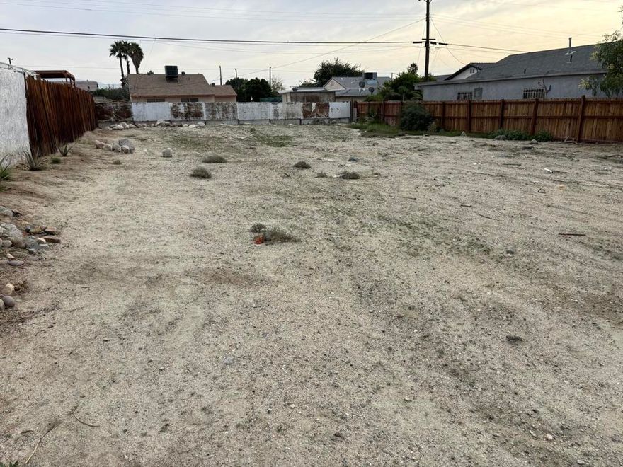 GREAT OPPORTUNITY to own this beautiful Lot. It's clean and ready for you to build on it.